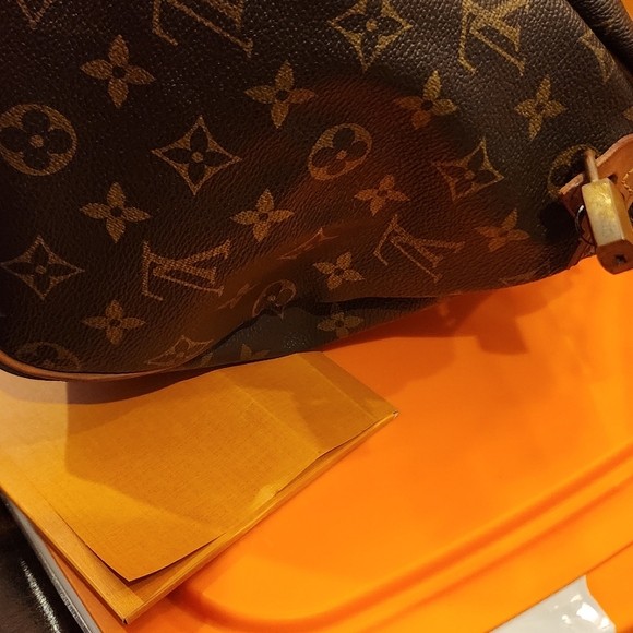 Louis Vuitton Speedy 30 **41 year old Vintage Bag** - Picture 6 of 14